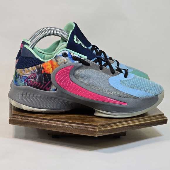 Nike Zoom Freak 4 Shoes Youth Size 5.5Y Multicolor Family Giannis DQ8040-001 - Picture 1 of 10